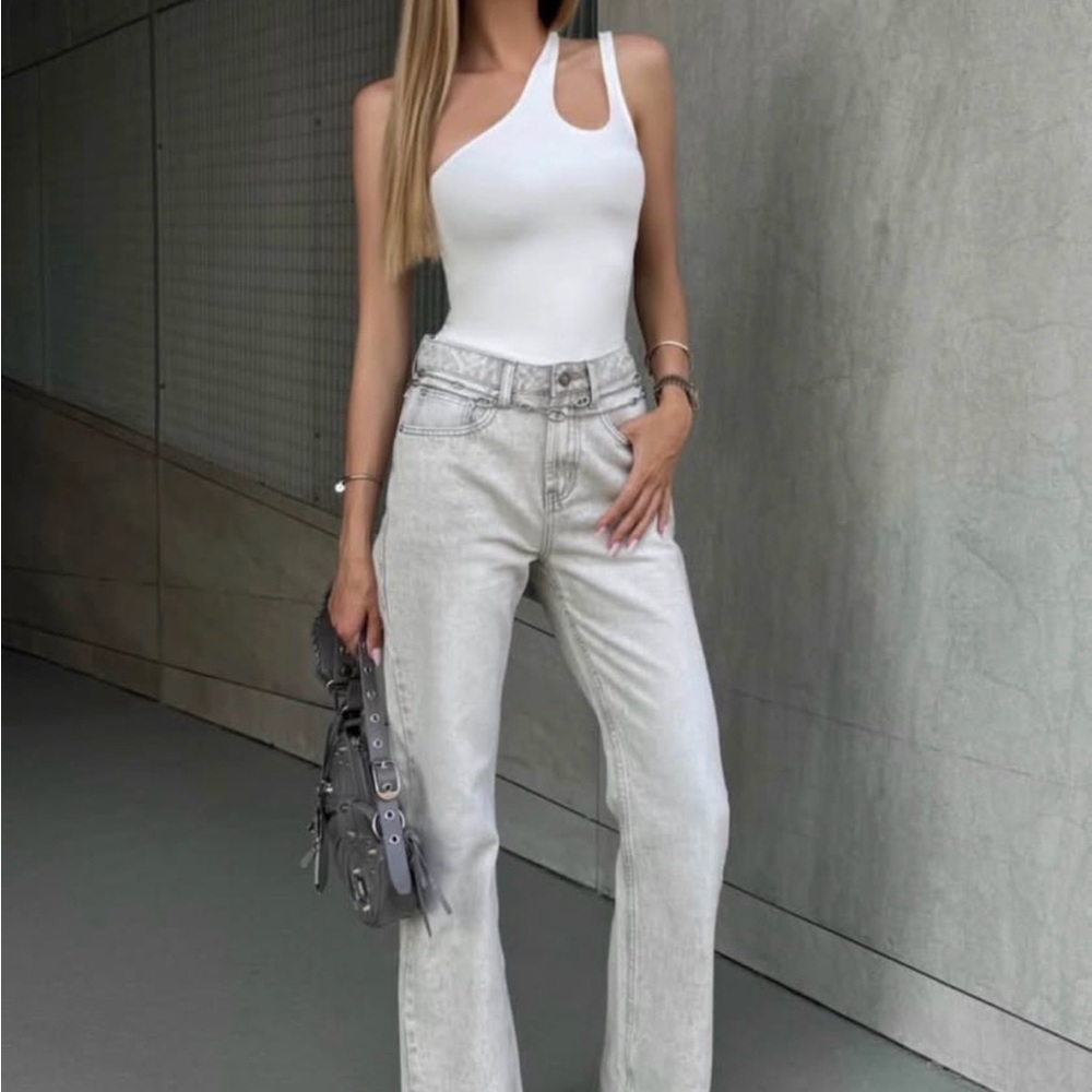 Miss Dimond Women's Light Gray Straight Leg Jeans